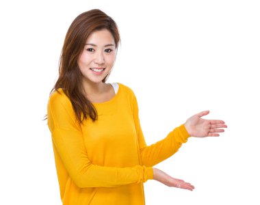 iki el mevcut olan kadın