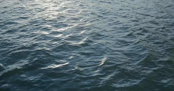 Zee Oppervlak Met Zonlicht Schitteren — Stockfoto
