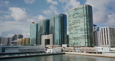 Tsim Sha Tsui, Hong Kong - 05 Ağustos 2021: Hong Kong İş Kulesi