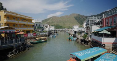 Tai O, Hong Kong - 19 Eylül 2021: Hong Kong 'da geleneksel balıkçı köyü