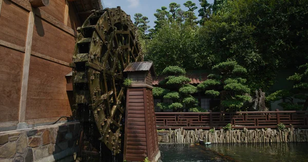 Vodní Kolo Tradiční Čínské Stylu Zahrady — Stock fotografie