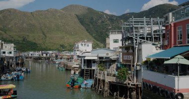 Tai O, Hong Kong - 19 Eylül 2021: Hong Kong 'da geleneksel balıkçı köyü