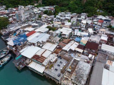 Lei Yue Mun, Hong Kong - 22 Kasım 2021: Balıkçı köyünün üst manzarası