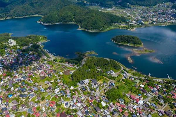 河口湖のトップダウンビュー — ストック写真