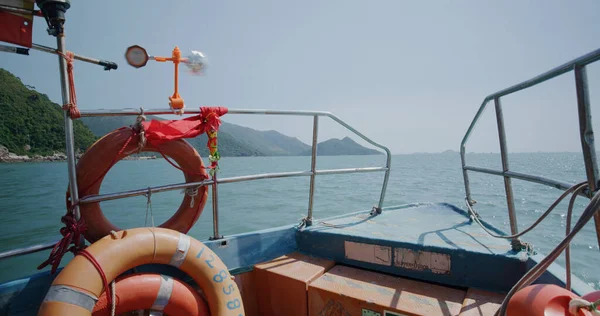 Boot Steek Baai Met Prachtig Weer — Stockfoto