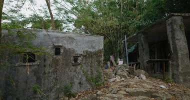 Po Toi Adası, Hong Kong - 01 Haziran 2021: Terk edilmiş Ev
