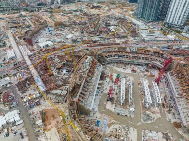 İnşaat alanının yukarıdan aşağı görüntüsü