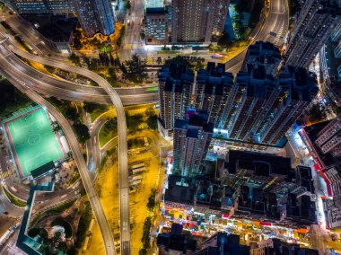 Hong Kong şehrinin tepeden aşağı manzarası