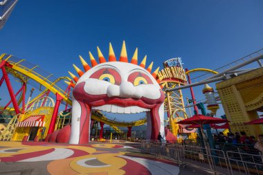 Hong Kong - 09 Aralık 2021: Ocean Park Hong Kong Lunaparkı