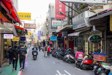 Taipei, Tayvan - 24 Mart 2022: Taipei 'nin Doğu Bölgesi