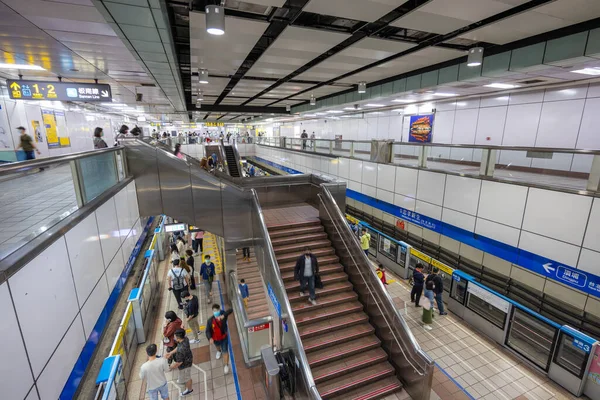 Taipei Tajvan Március 2022 Zhongxiao Xinsheng Metróállomás Taipei Város — Stock Fotó