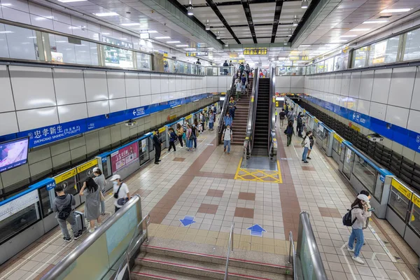 Taipei Tajvan Március 2022 Zhongxiao Xinsheng Metróállomás Taipei Város — Stock Fotó