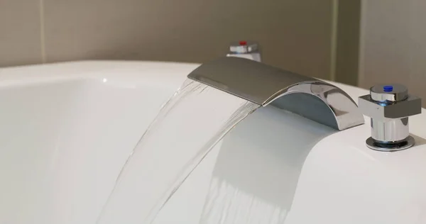 Water Coming Out Tap Bathtub — Stock Photo, Image