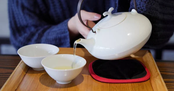 Pour Hot Tea Cup Tea — Stock Photo, Image