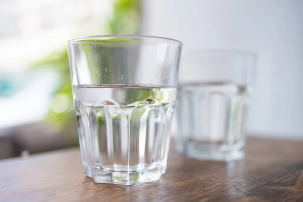 Glas Water Bij Outdoor Coffeeshop — Stockfoto