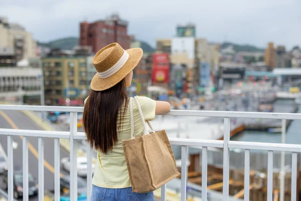 Tourist Woman Visit Keelung City Taiwan — Foto Stock