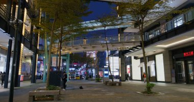 Taipei, Tayvan - 04 Mart 2022: Taipei şehrindeki Xinyi Bölgesi