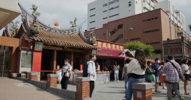 Taipei, Tayvan - 22 Mart 2022: Taipei Xia Hai Şehir Tanrısı Tapınağı