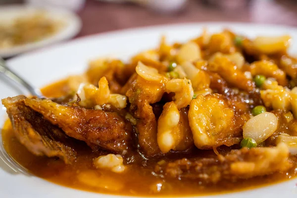 Squirrel Mandarin Fish Dish Chinese Restaurant — Stockfoto