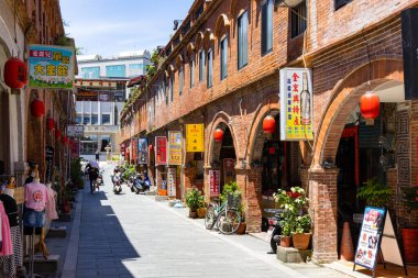 Akrabalar, Tayvan - 03 Temmuz 2022: Kinmen Mofan Caddesi