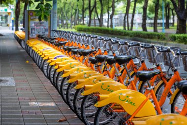 Taipei, Tayvan - 27 Haziran 2022: Tayvan 'da bisiklet paylaşımı