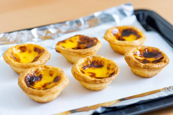 Homemade Baked Portuguese Egg Tart — Zdjęcie stockowe