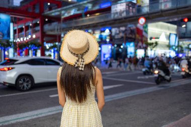 Travel woman in Xinyi district of Taipei city