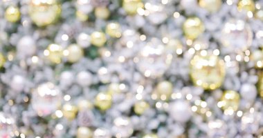 Xmas ağaç dekorasyonunun bulanık görünümü