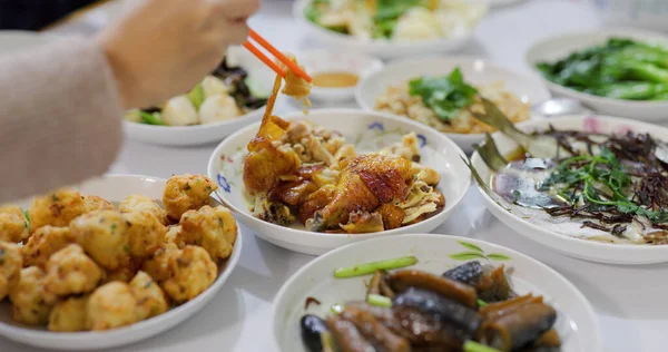 Chinese Family Dinner Home — Stock Photo, Image