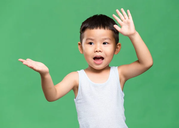 Asian Little Boy Green Background — 图库照片