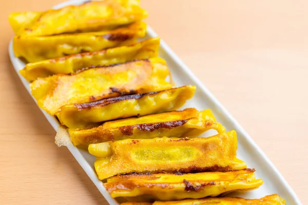 Pan Grilled Curry Meat Dumpling — Stockfoto