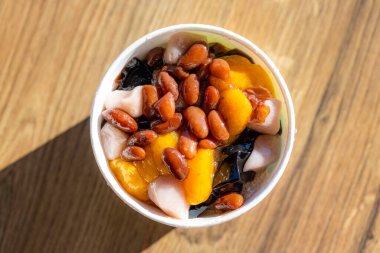 Tayvan 'ın ünlü taro topu manzarası.