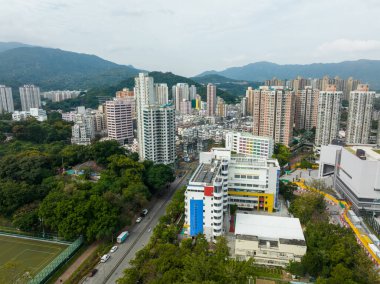 Taipo, Hong Kong - 06 Şubat 2022: Hong Kong yerleşim bölgesi manzarası