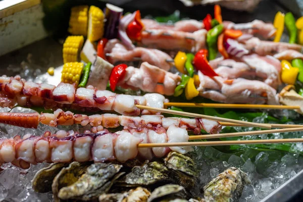 Meeresfrüchte Und Gemüse Spieß — Stockfoto