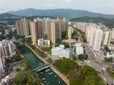 Taipo, Hong Kong - 06 Şubat 2022: Hong Kong yerleşim bölgesi manzarası