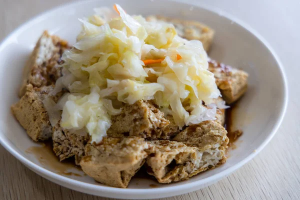 Famous Taiwanese Snack Stinky Tofu Table — Stock Photo, Image