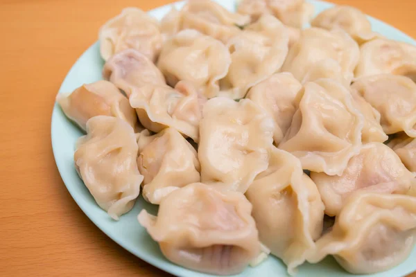 Kokad Kinesisk Kött Dumpling Plattan — Stockfoto