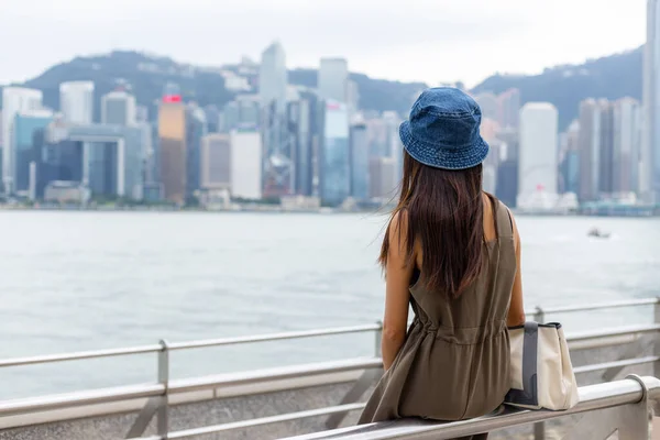 Donna Turistica Visita Città Hong Kong — Foto Stock