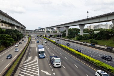New Taipei, Tayvan - 13 Haziran 2022: Tayvan 'ın Taipei Otoyolu, New Taipei' de Ulusal Otoyol