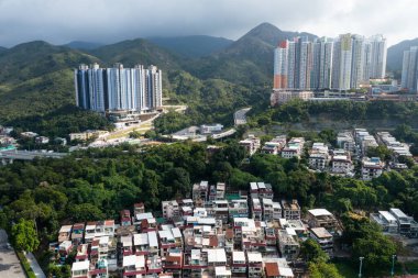 Sha Tin, Hong Kong - 23 Ağustos 2021: Hong Kong yerleşim bölgesi manzarası