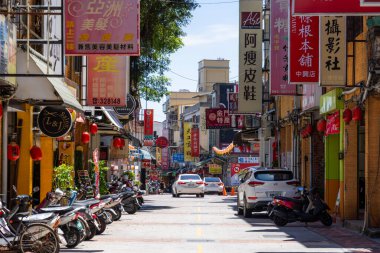 Akrabalar, Tayvan - 03 Temmuz 2022: Kinmen Mofan Caddesi