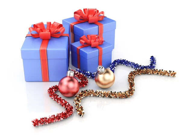 Dárkové krabice a vánoční dekorace — Stock fotografie
