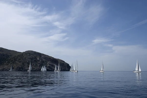 Yacht sulla costa della Grecia — Foto Stock