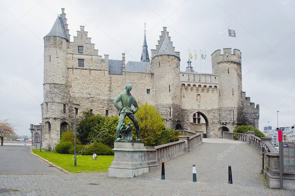 Antwerp. Steen's ancient castle.