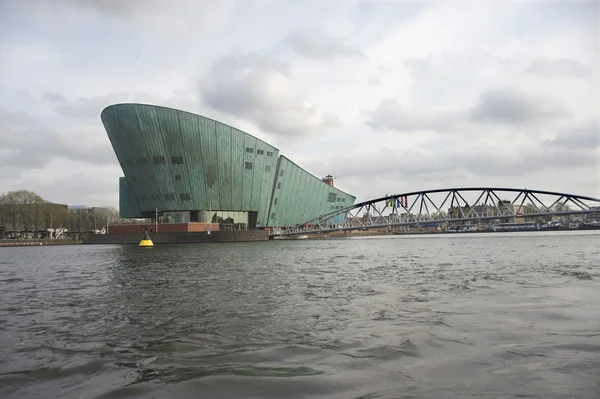 Amsterdam. "Nemo". Building of national center of science and — Stock Photo, Image