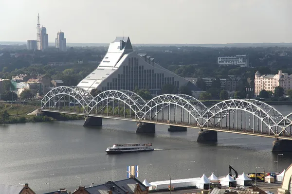 Riga. La vista dall'alto sulla biblioteca nazionale — Foto Stock