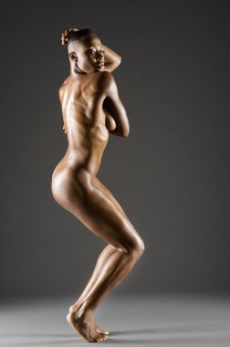 Afrikalı-Amerikalı kadın yan görünüm