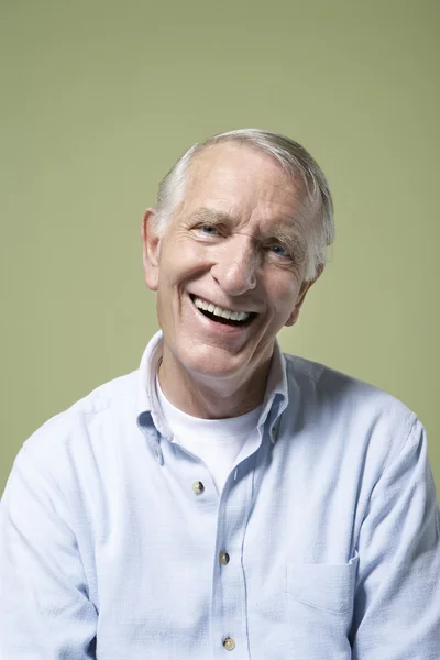 Glada äldre man — Stockfoto