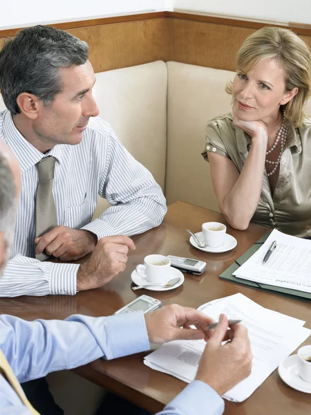 Businesspeople Having Meeting In Restaurant — Stock Photo, Image