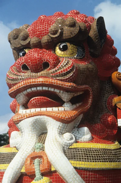 Löwenstatue — Stockfoto